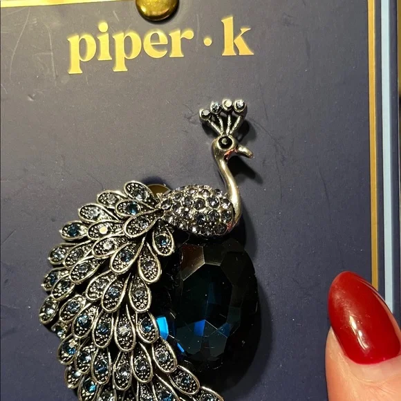 New Piper K Sapphire Blue Glass Stone and Silver Peacock Brooch - Picture 3 of 8
